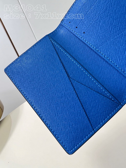 LV Wallets AAA(Men)-038