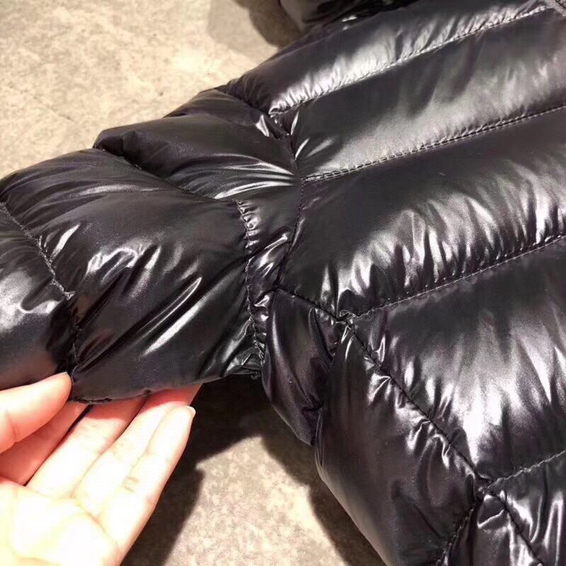 Moncler Coat(Women)-010