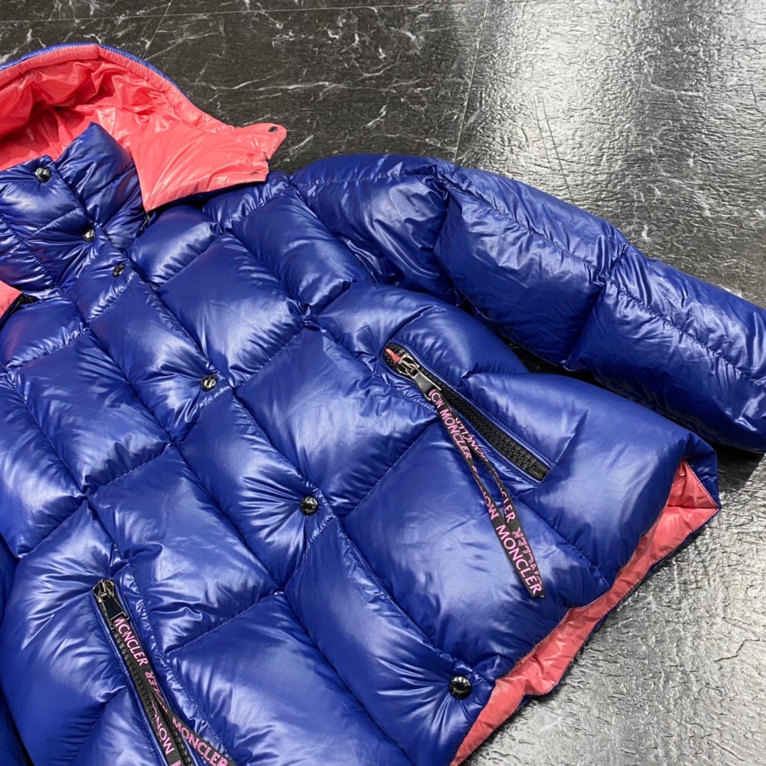 Moncler Coat(Women)-013