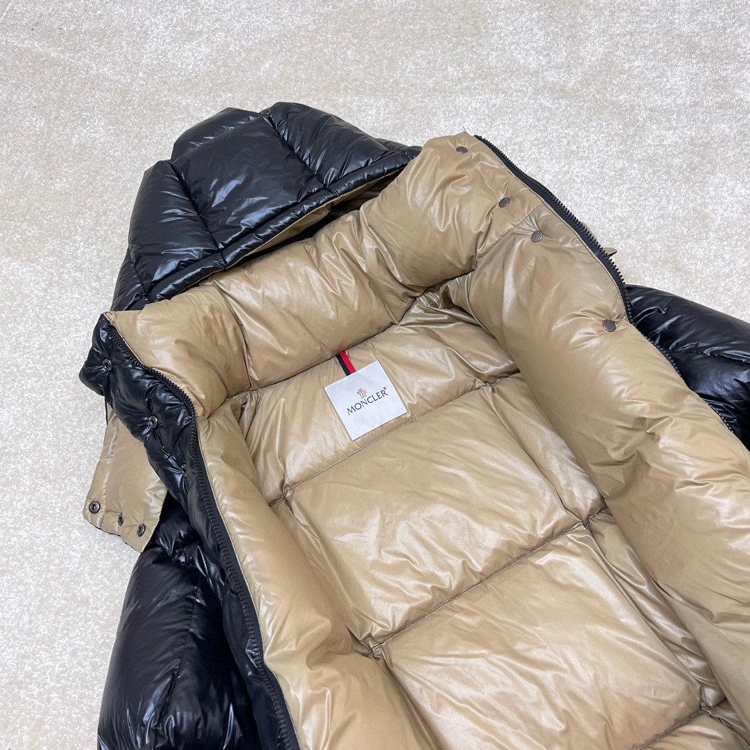 Moncler Coat(Women)-018