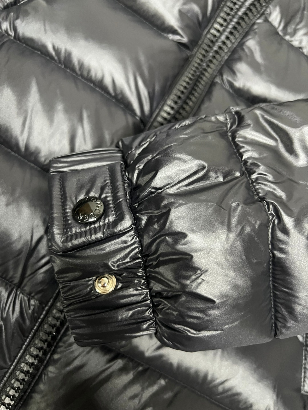 Moncler Coat(Women)-056