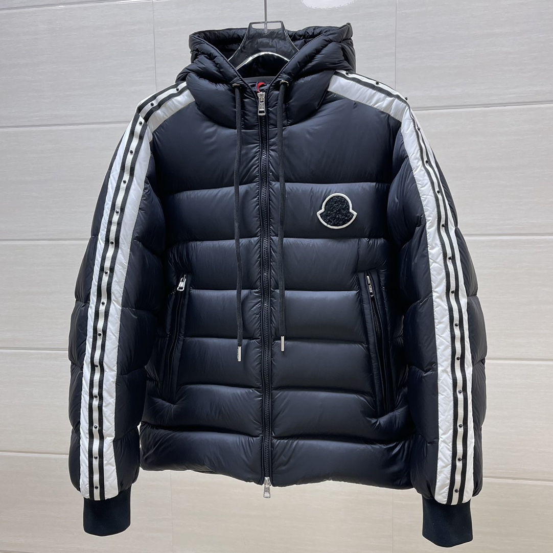 Moncler Coat-168