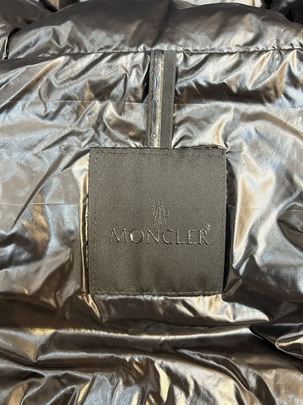 Moncler Coat-220