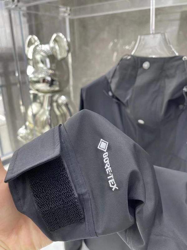 the n0*h F**e coat-040