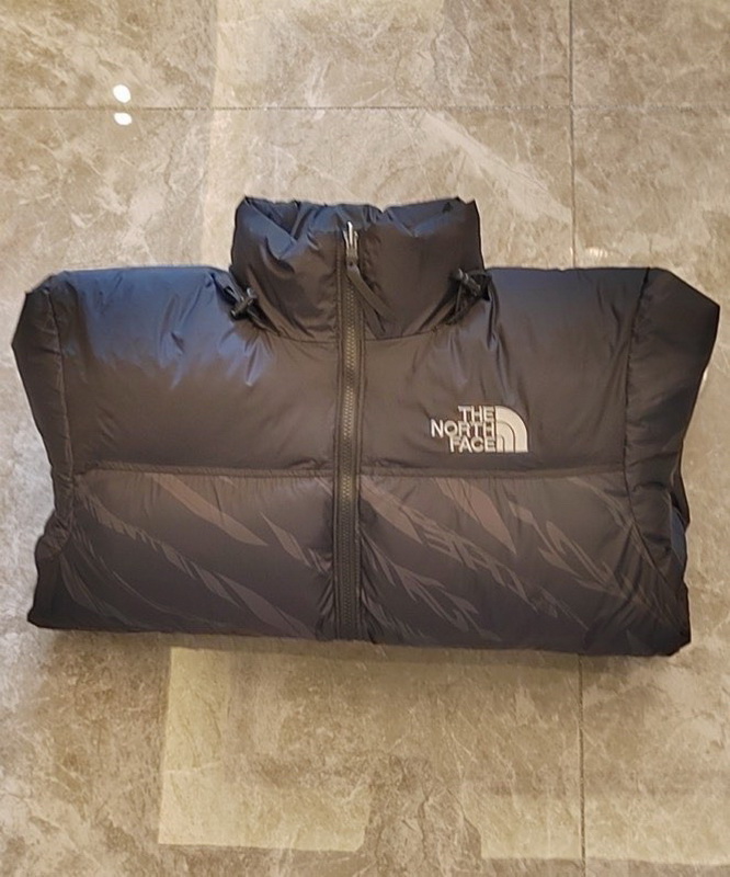 the n0*h F**e coat-045