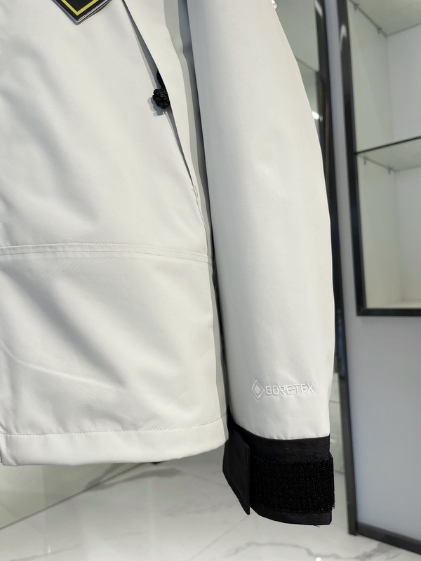 The North Face Coat-050