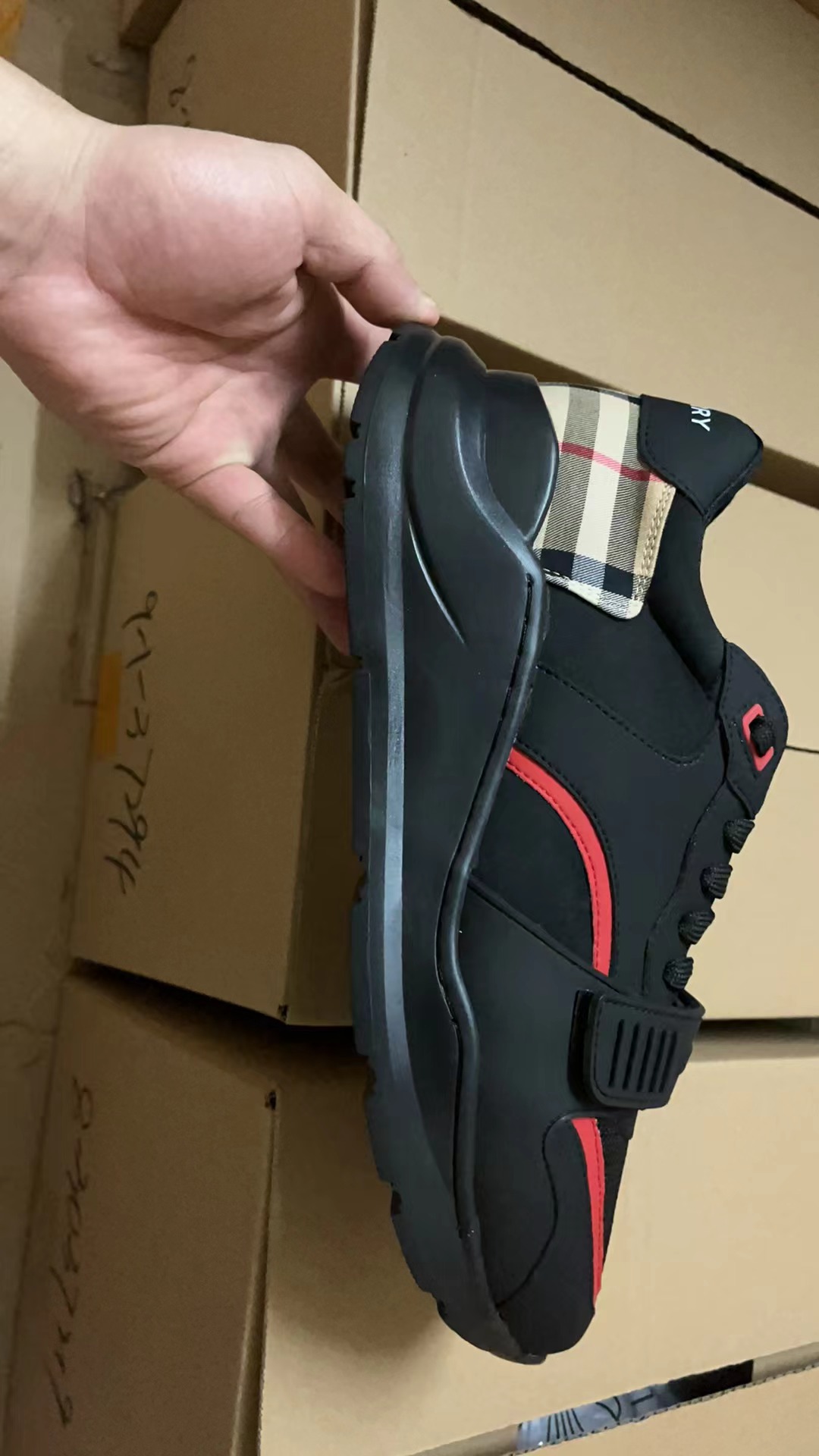 B**rry shoes(aaa)-116