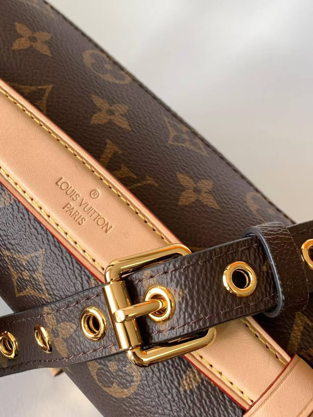 LV Handbags AAAA(Women)-246