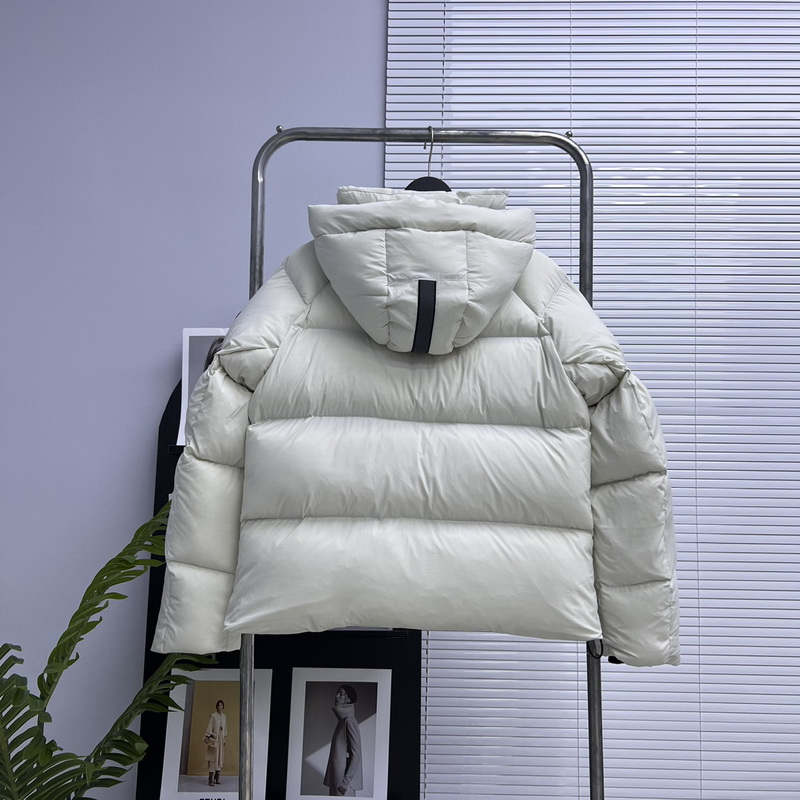 Canada Goose Coat-304