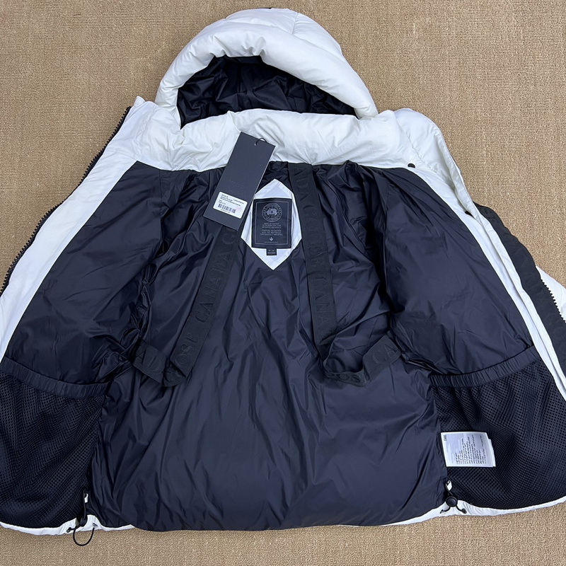 Canada Goose Coat-304