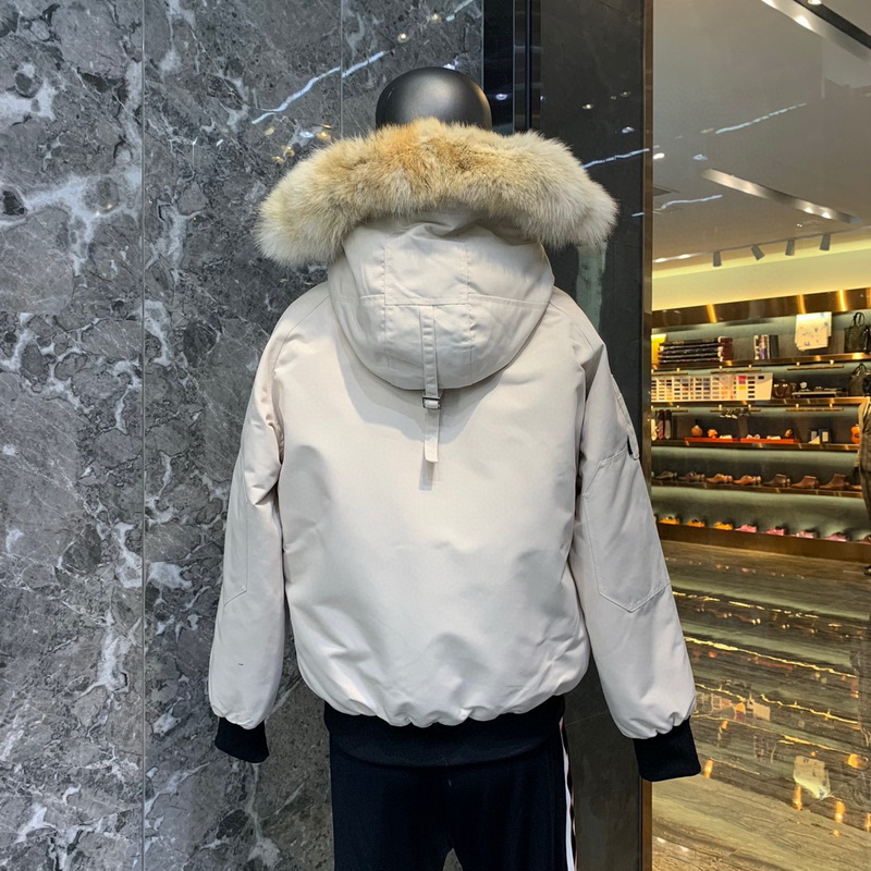 Can*a Go*e coat-320