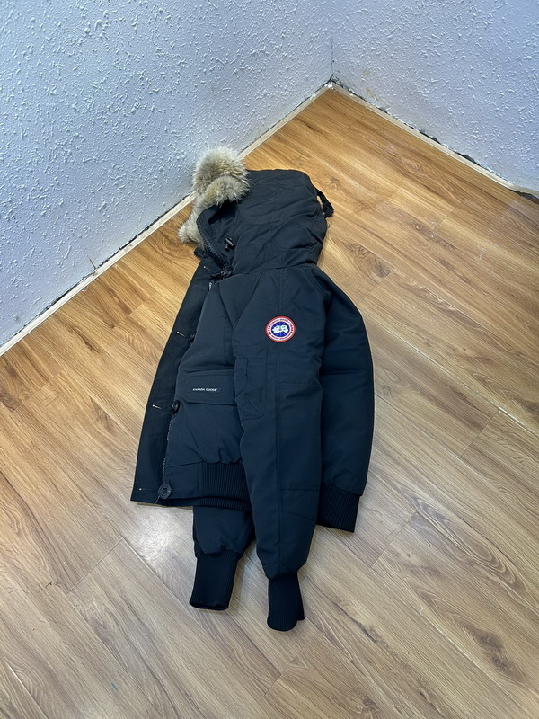 Canada Goose Coat(Women)-027