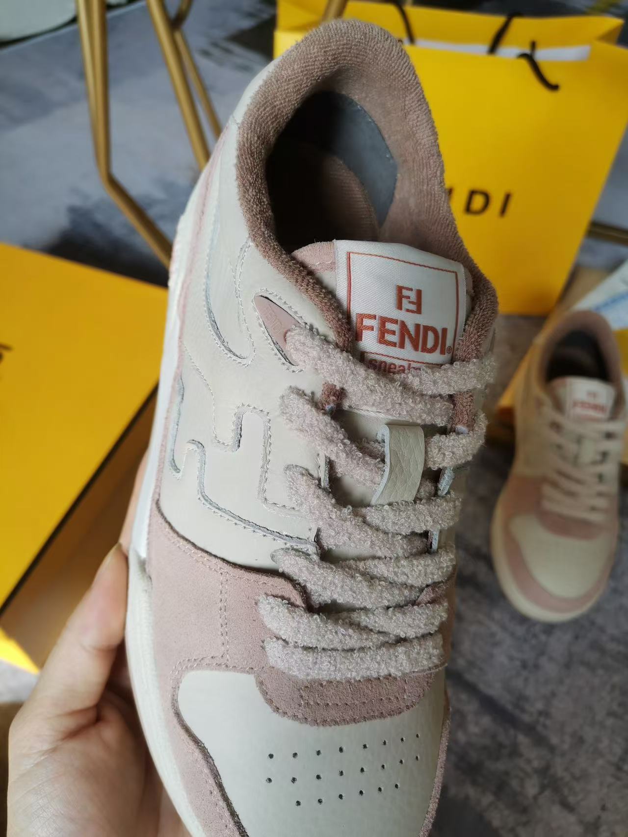 F**di shoes(aaa)-041