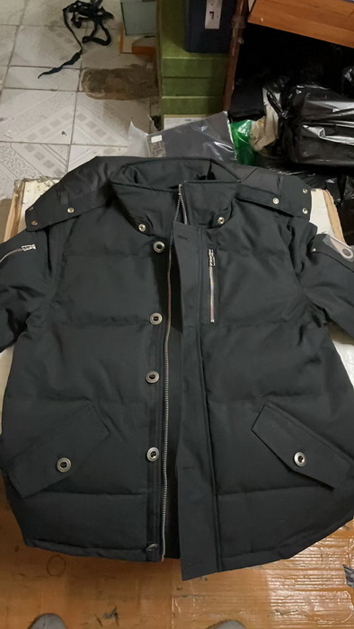 Moose Knuckles Coat-001