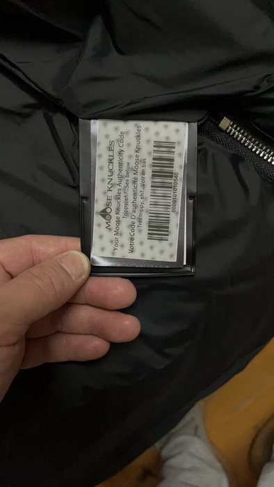 Moose Knuckles Coat-019