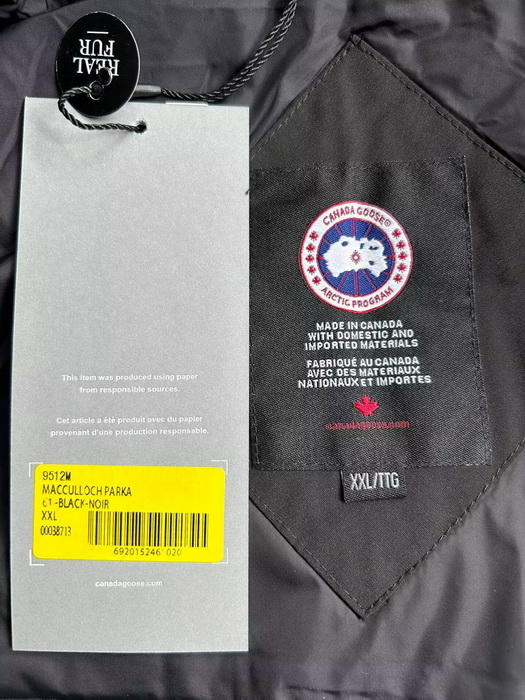 Canada Goose Coat-374