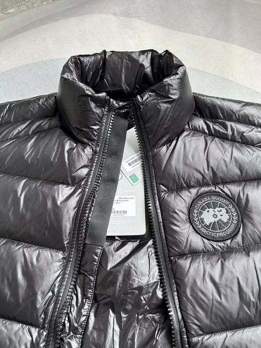 Can*a Go*e vest coat-013