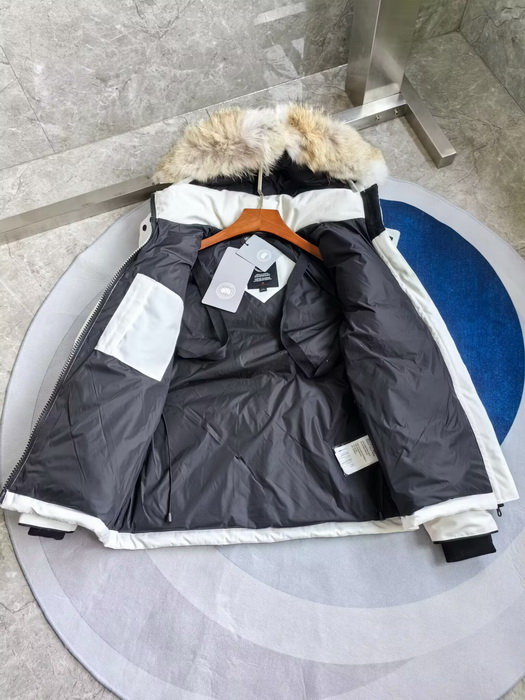 Canada Goose Coat(Women)-028