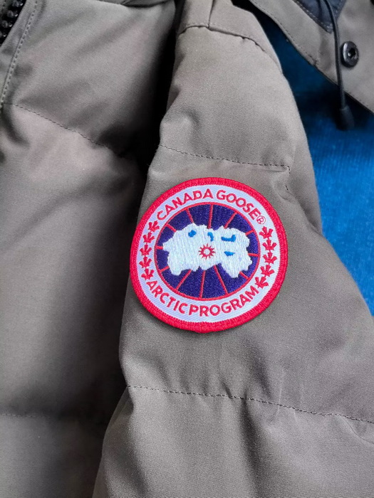 Canada Goose Coat(Women)-029