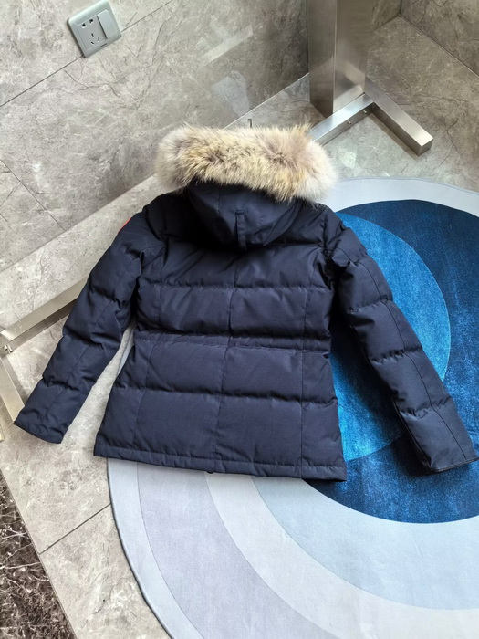 Canada Goose Coat(Women)-031