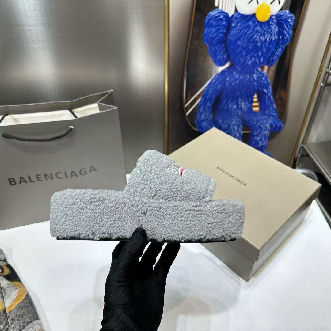 Ba*len*cia*ga slippers women(aaa)-002
