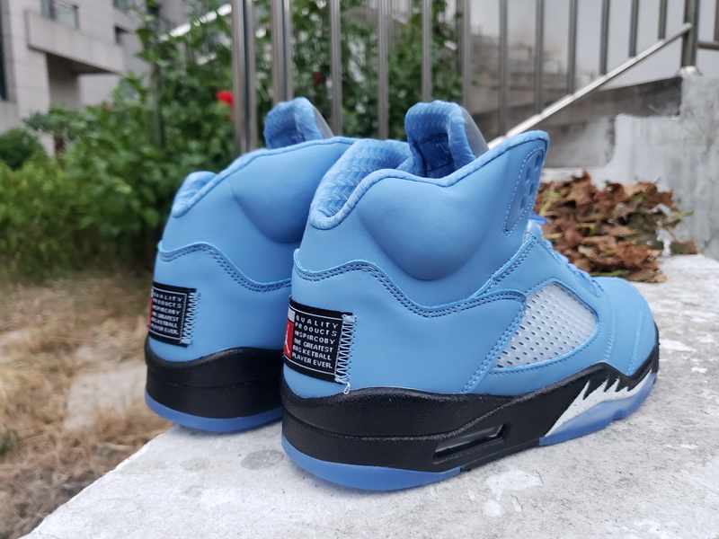 Air Jordan 5 Retro-057
