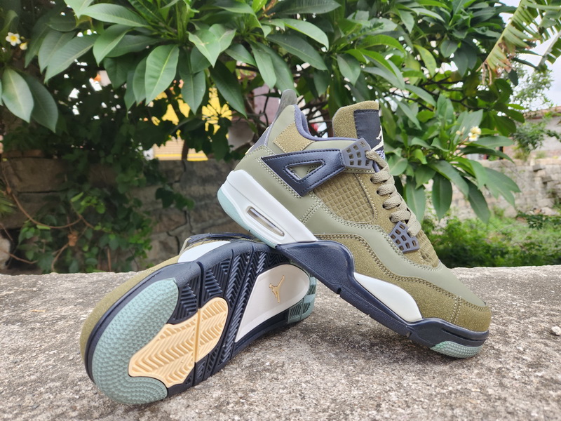 Air Jordan 4 Retro-072