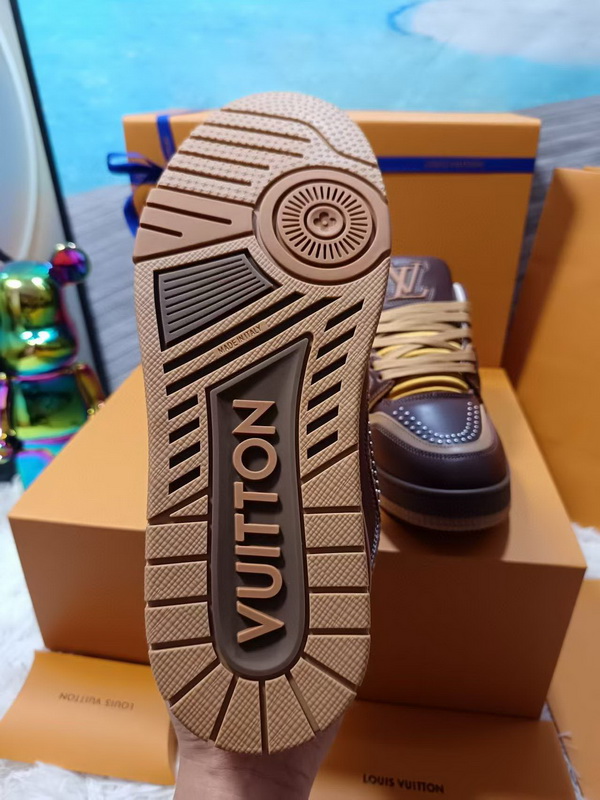 LV Shoes(AAA)-982