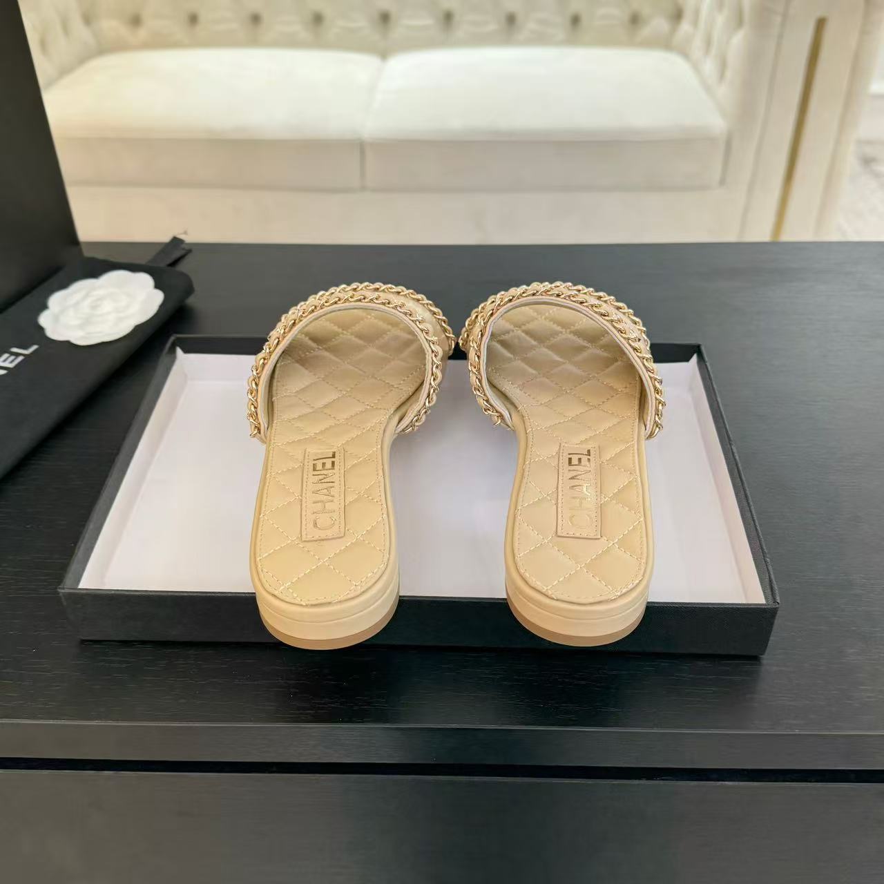 Ch*el slippers women(aaa)-017
