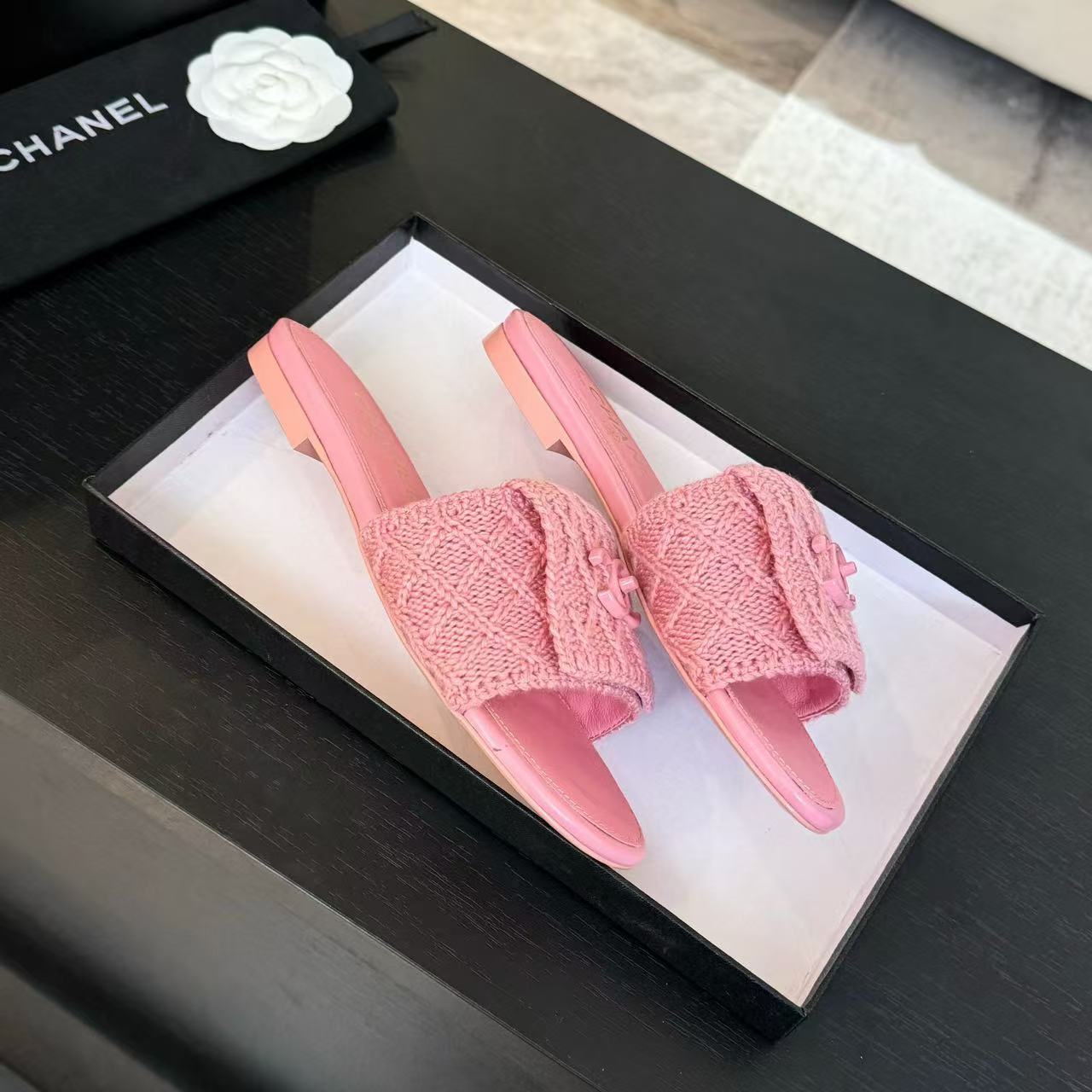 Ch*el slippers women(aaa)-015