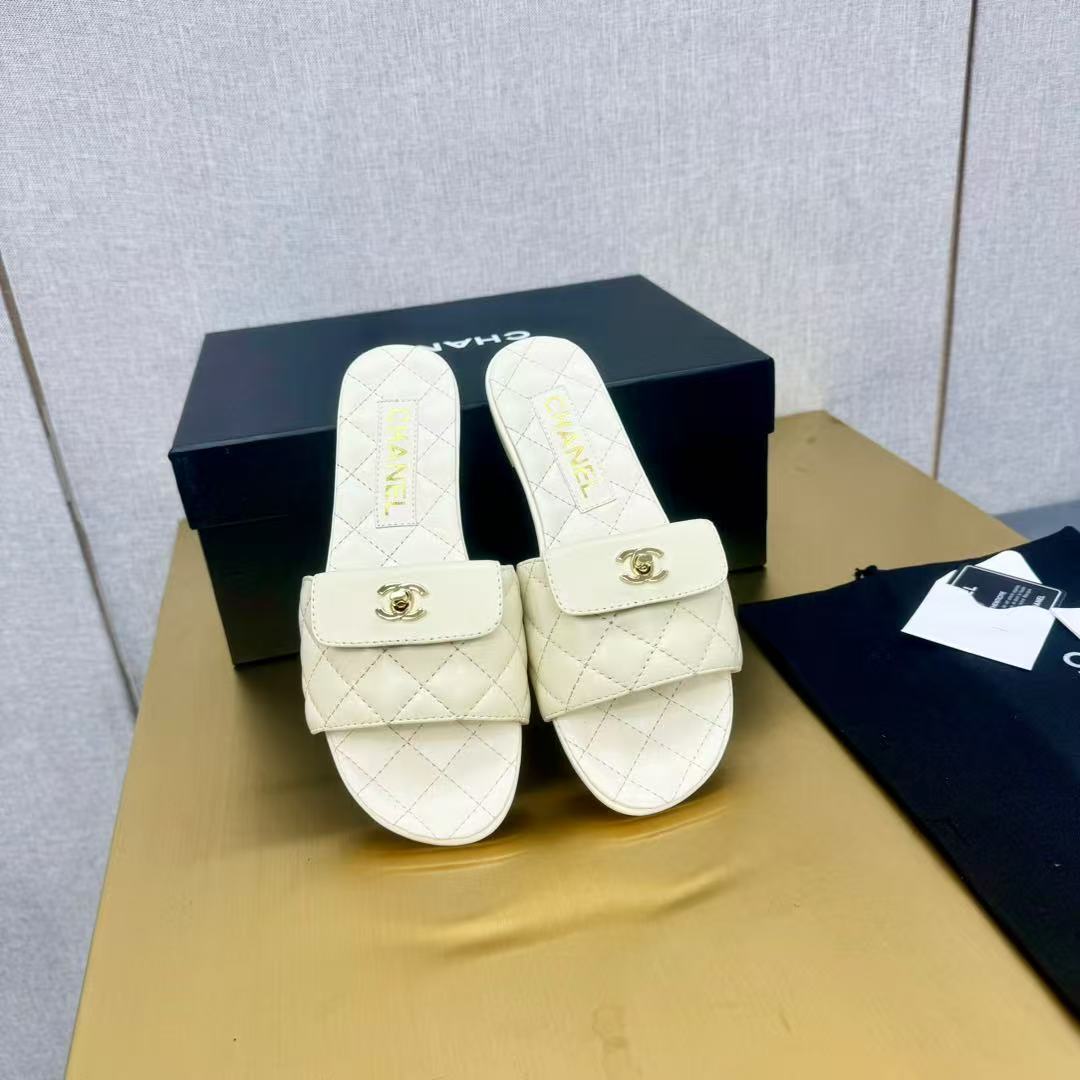 Ch*el slippers women(aaa)-012