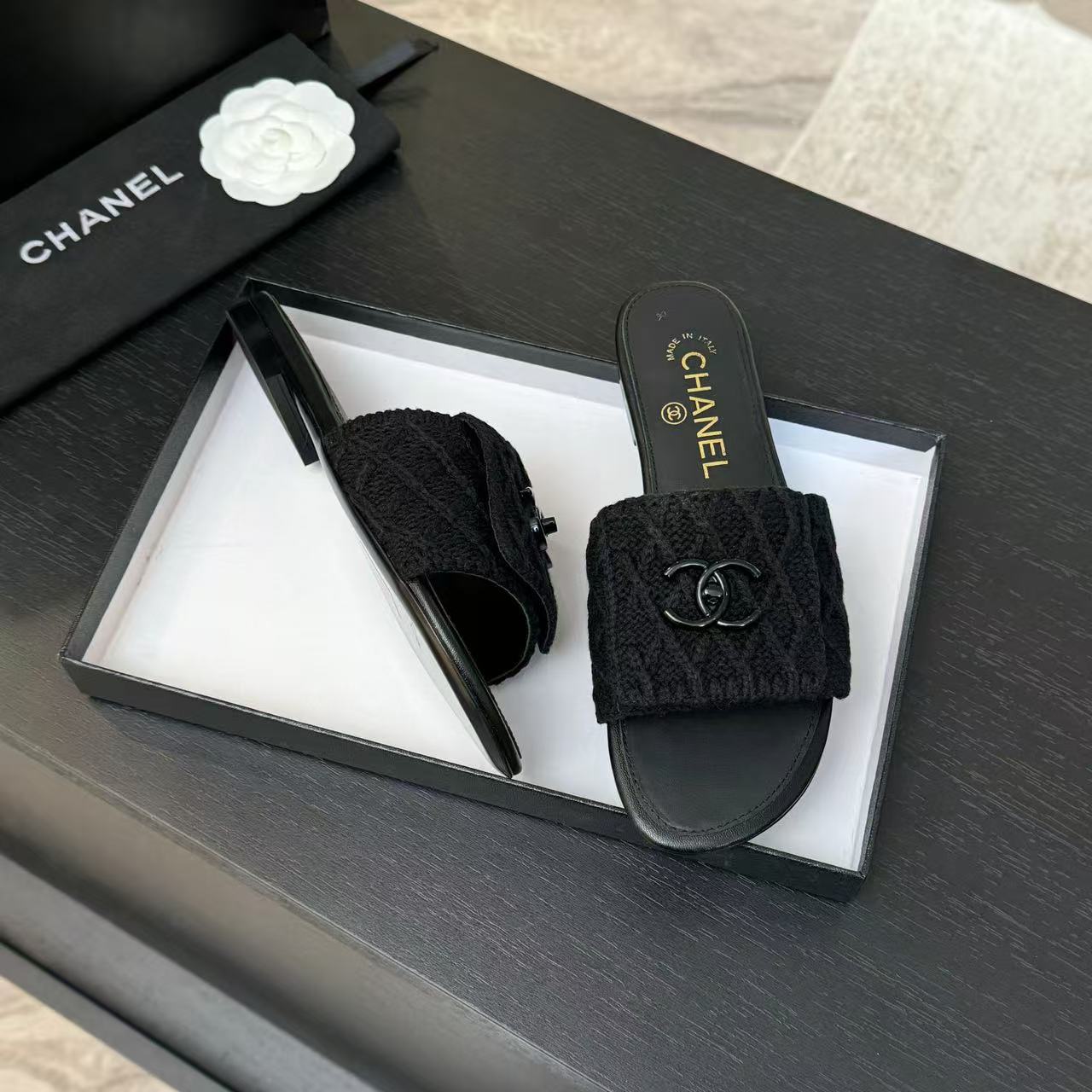 Ch*el slippers women(aaa)-016