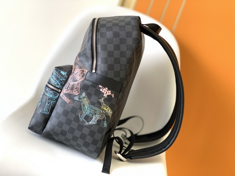 LV Backpack(AAA)-065