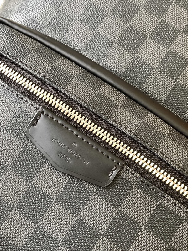 LV Backpack(AAA)-073