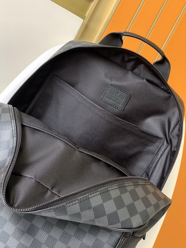 LV Backpack(AAA)-076