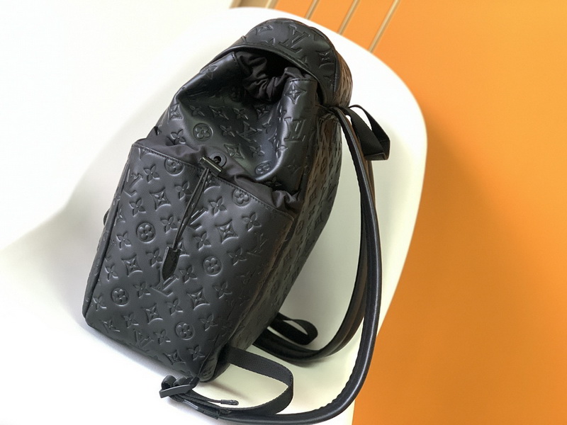 LV Backpack(AAA)-124