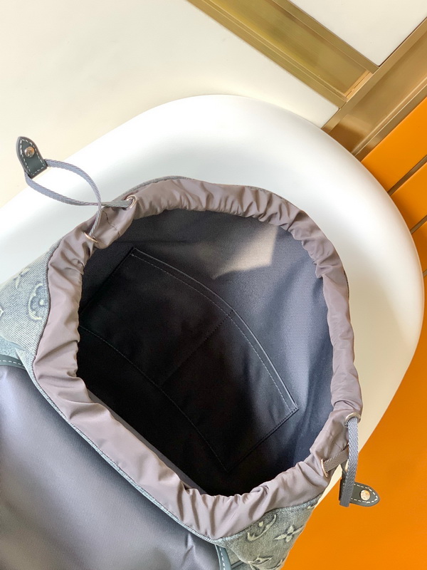 LV Backpack(AAA)-133