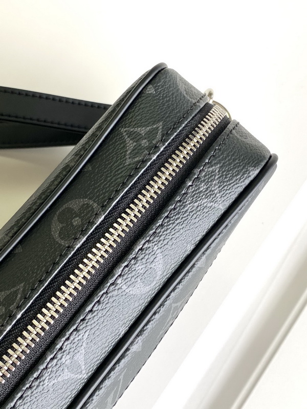 LV Handbags AAAA(Men)-169