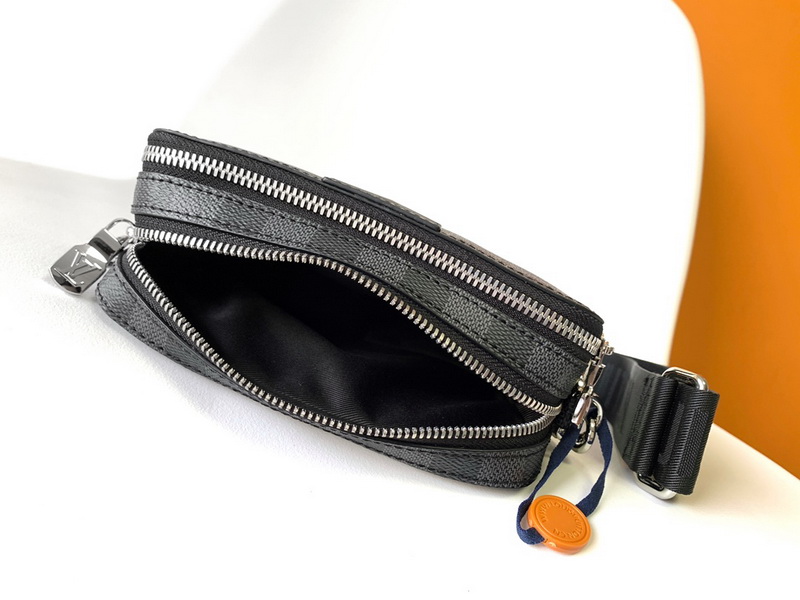 LV Handbags AAAA(Men)-175