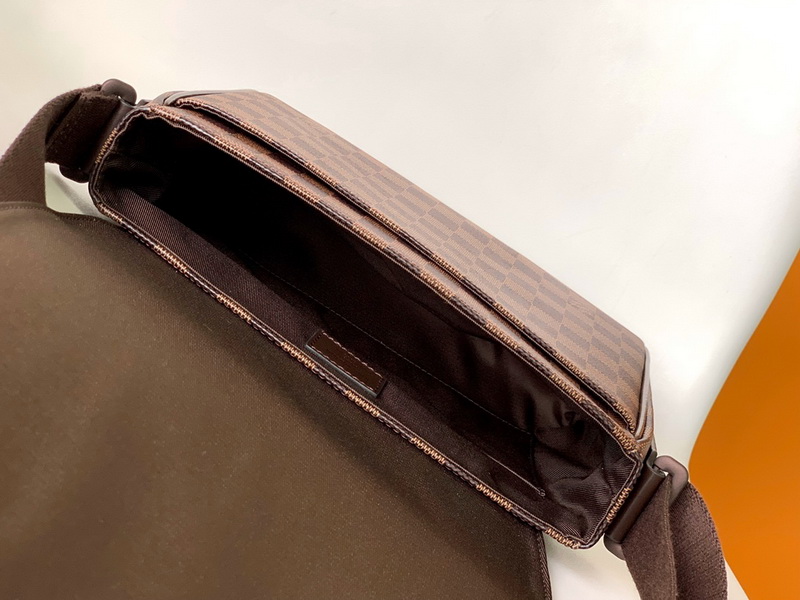 LV Handbags AAAA(Men)-179