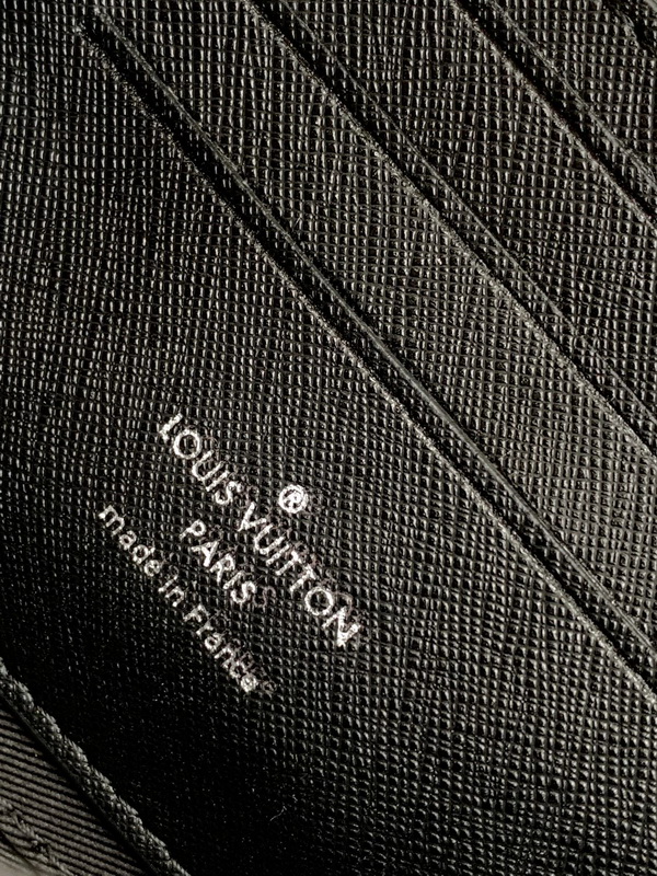 LV Handbags AAAA(Men)-186