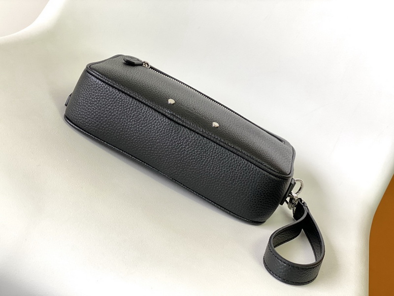 LV Handbags AAAA(Men)-196