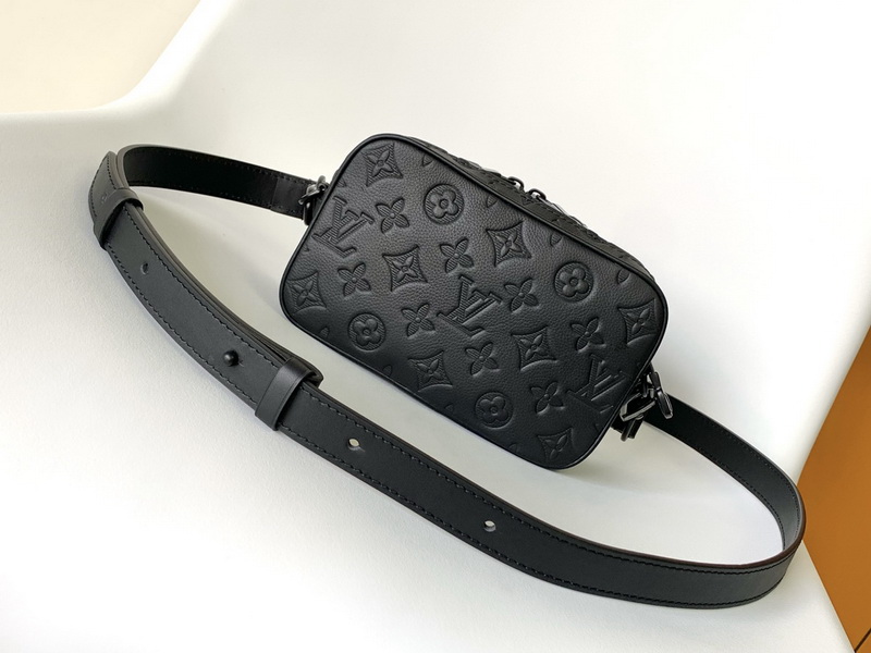 LV Handbags AAA(Men)-214