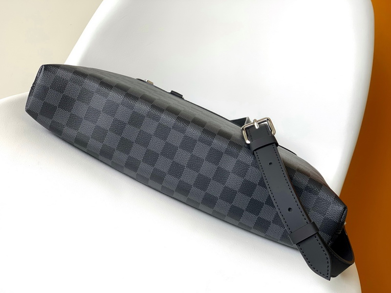 LV Handbags AAA(Men)-234