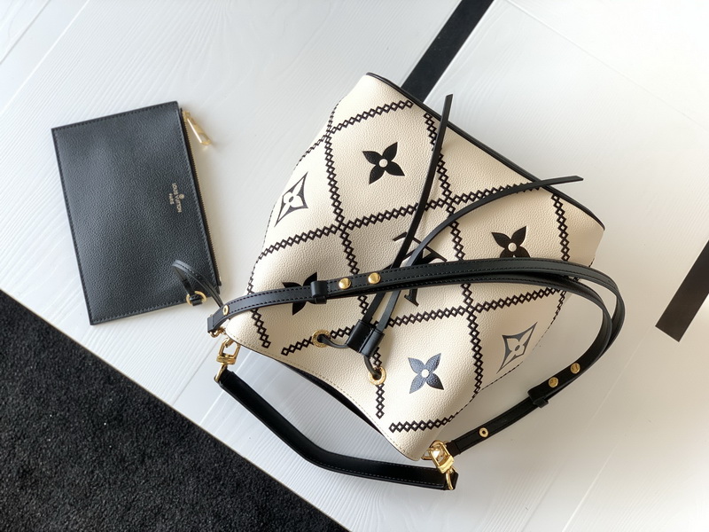 LV Handbags AAA(Women)-1073