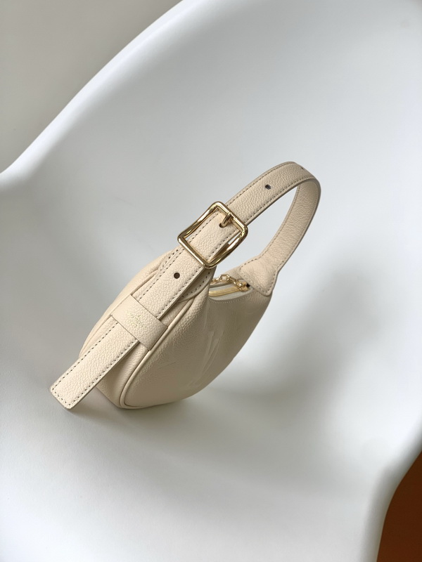 LV Handbags AAA(Women)-549