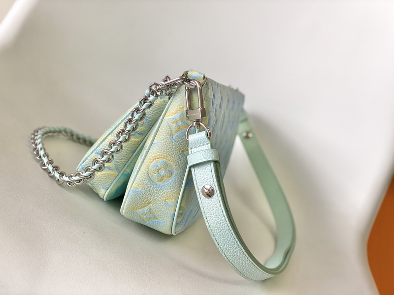 LV Handbags AAA(Women)-576