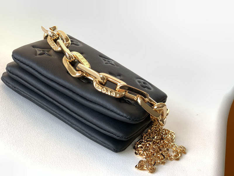 LV Handbags AAA(Women)-624