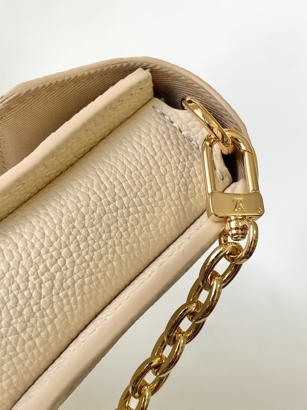 LV Handbags AAA(Women)-630