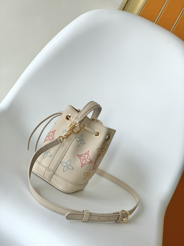 LV Handbags AAA(Women)-635